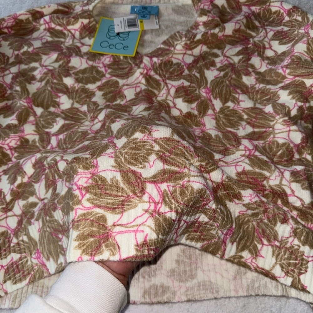 CeCe Women Medium V-Neck Sweater Soft Knit Beige Pink Leaf Pattern Pullover NWT - Picture 12 of 12